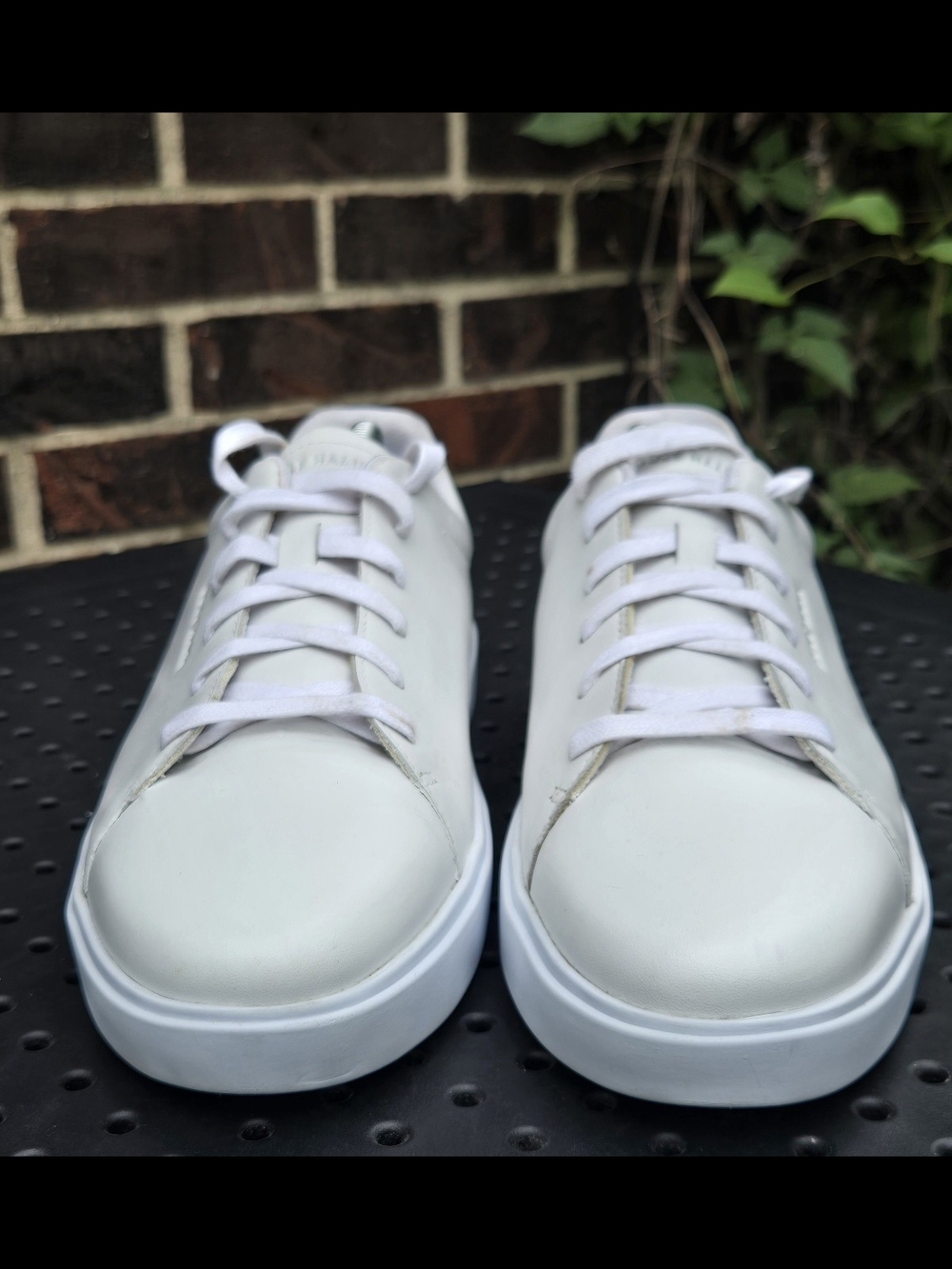 Cole Haan White Leather Grand Crosscourt Traveler Sneakers Women's 11B - Picture 3 of 7